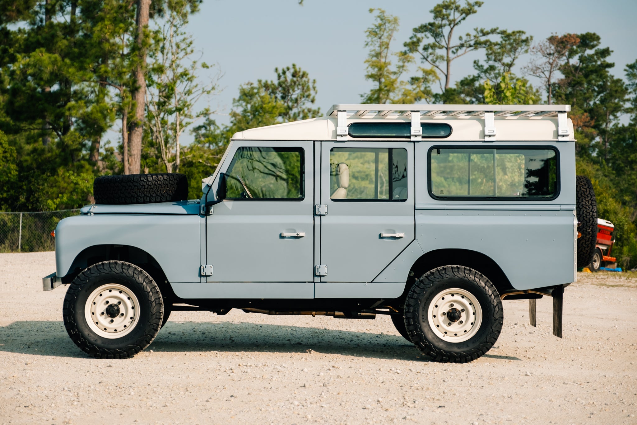 Alpine Windows Land Rover Himalaya Land Rover Provo Alpine 109 – DriveHIMALAYA