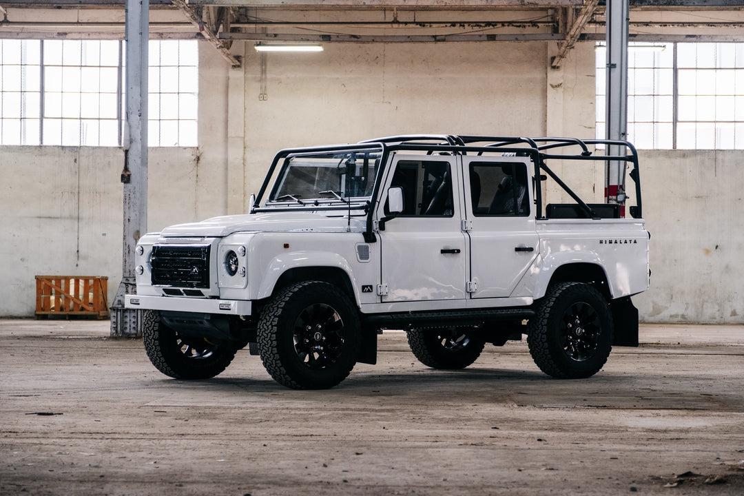 Defender 110 Lightning EV