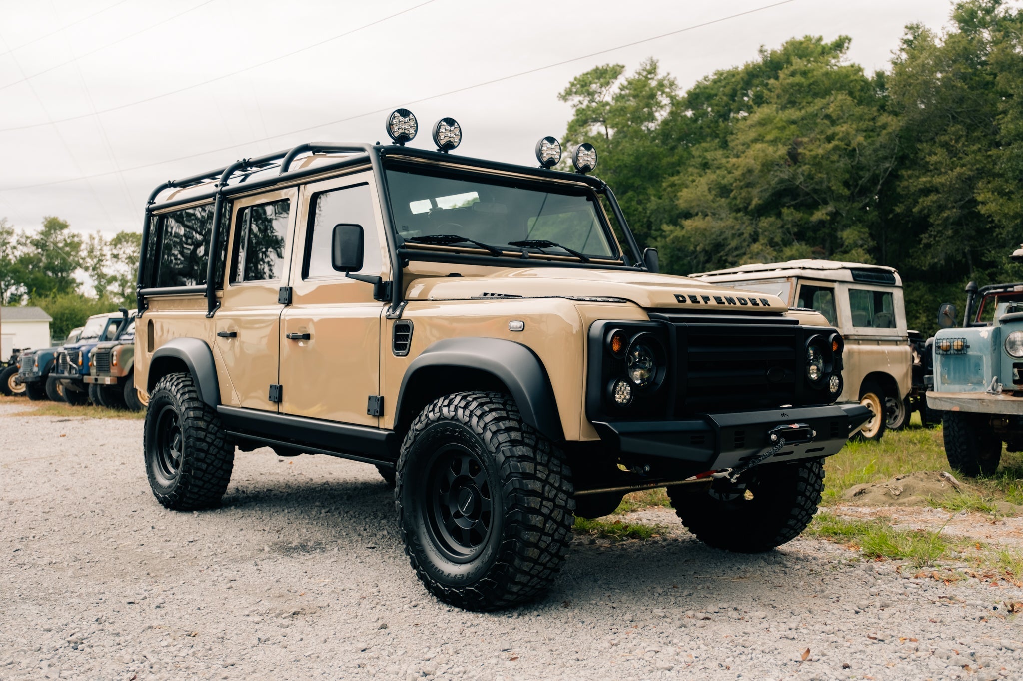 Defender 90 Tonka – DriveHIMALAYA